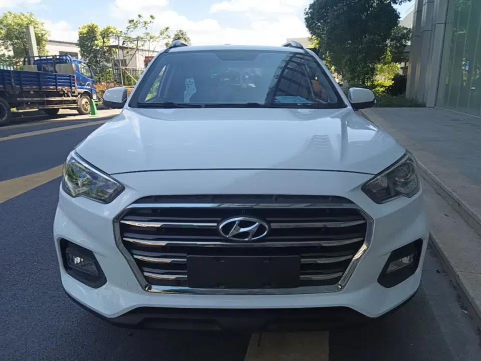 Hyundai ix35 2019 2.0L Automatic 2WD Zhiyong·Changxiang Edition China V Standard — миниатюра 2