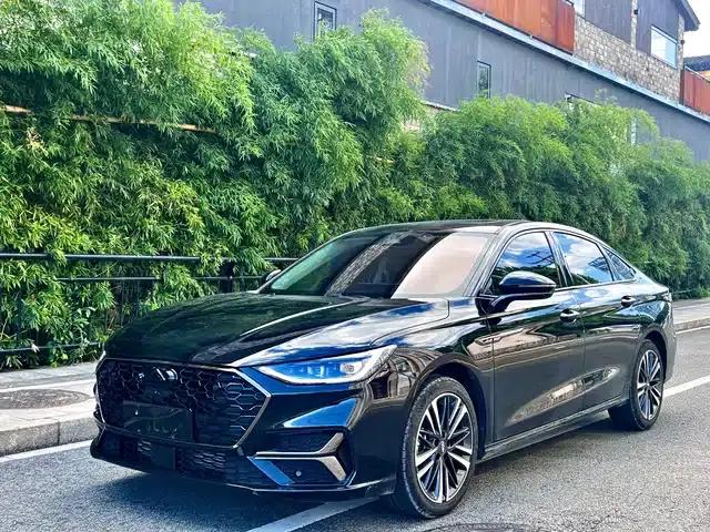 Chery Arrizo 8 PRO 2025 2.0T DCT Premium Edition