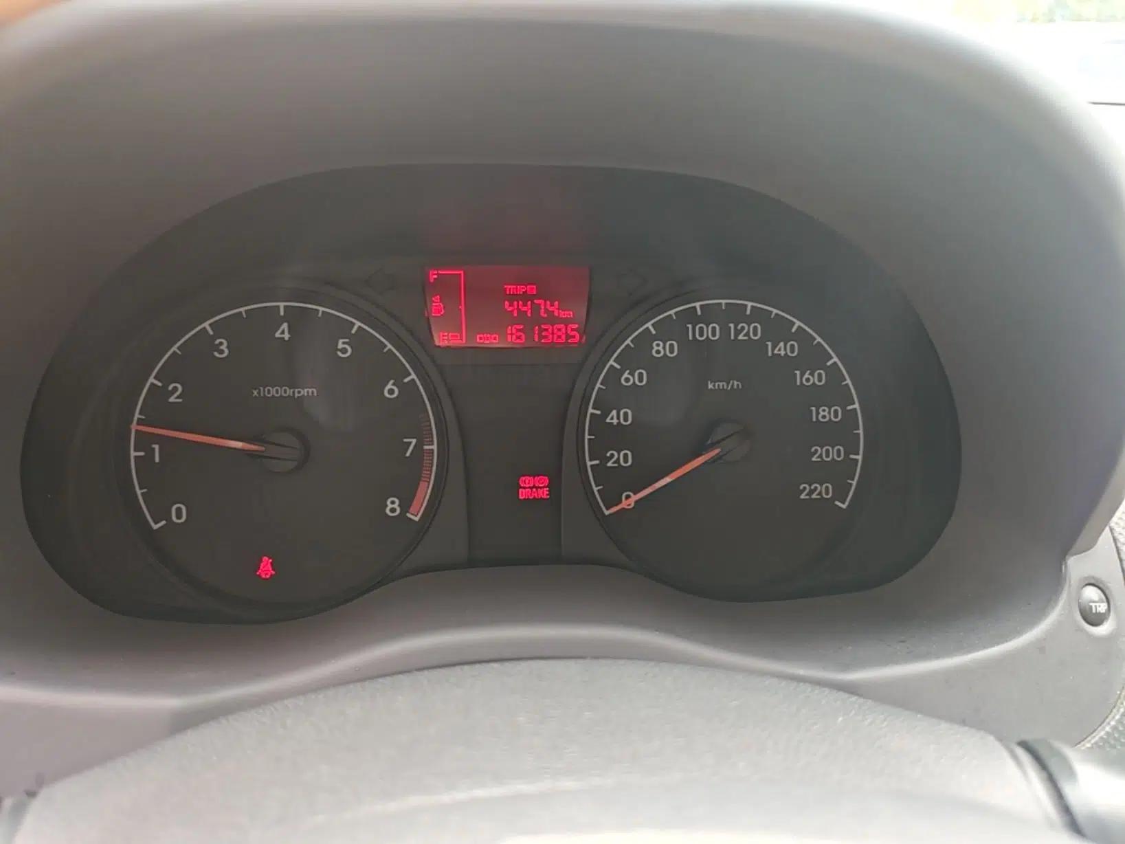 Hyundai Verna (older generation) 2016 1.4L Manual Smart GLS Trim — миниатюра 14
