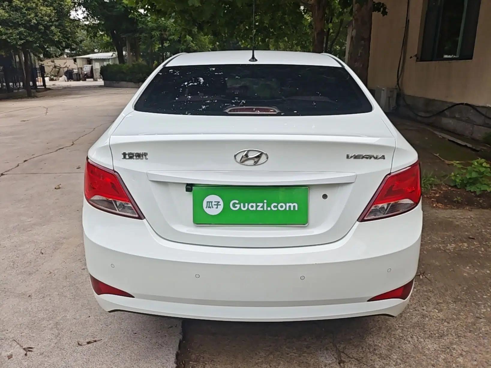 Hyundai Verna (older generation) 2016 1.4L Manual Smart GLS Trim — миниатюра 5