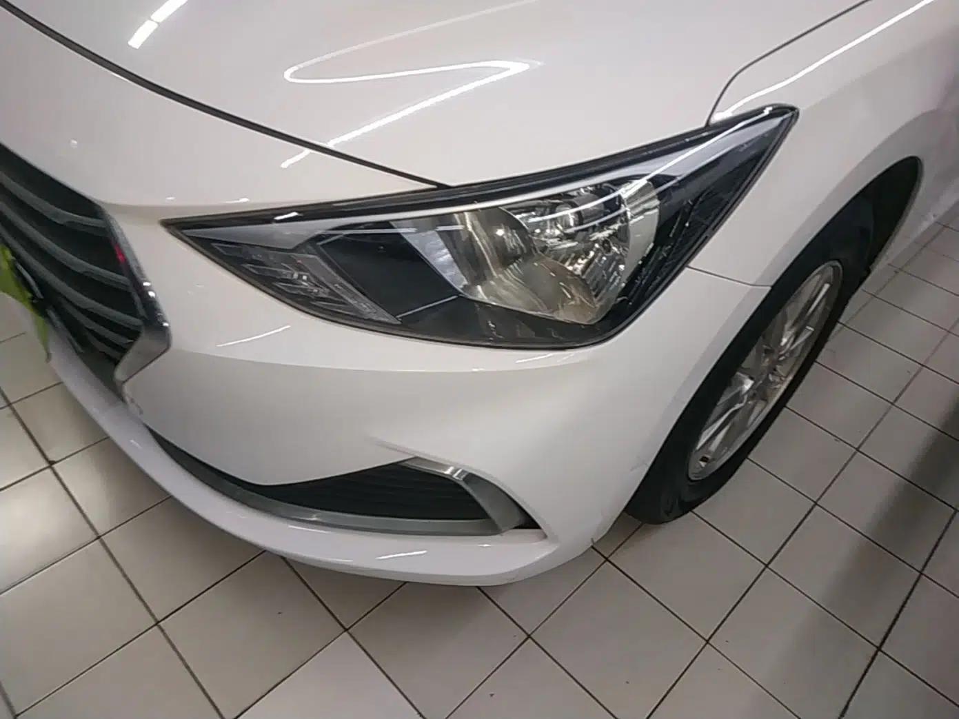 Hyundai Celesta 2020 1.6L Automatic GL Enjoyable Edition — миниатюра 8