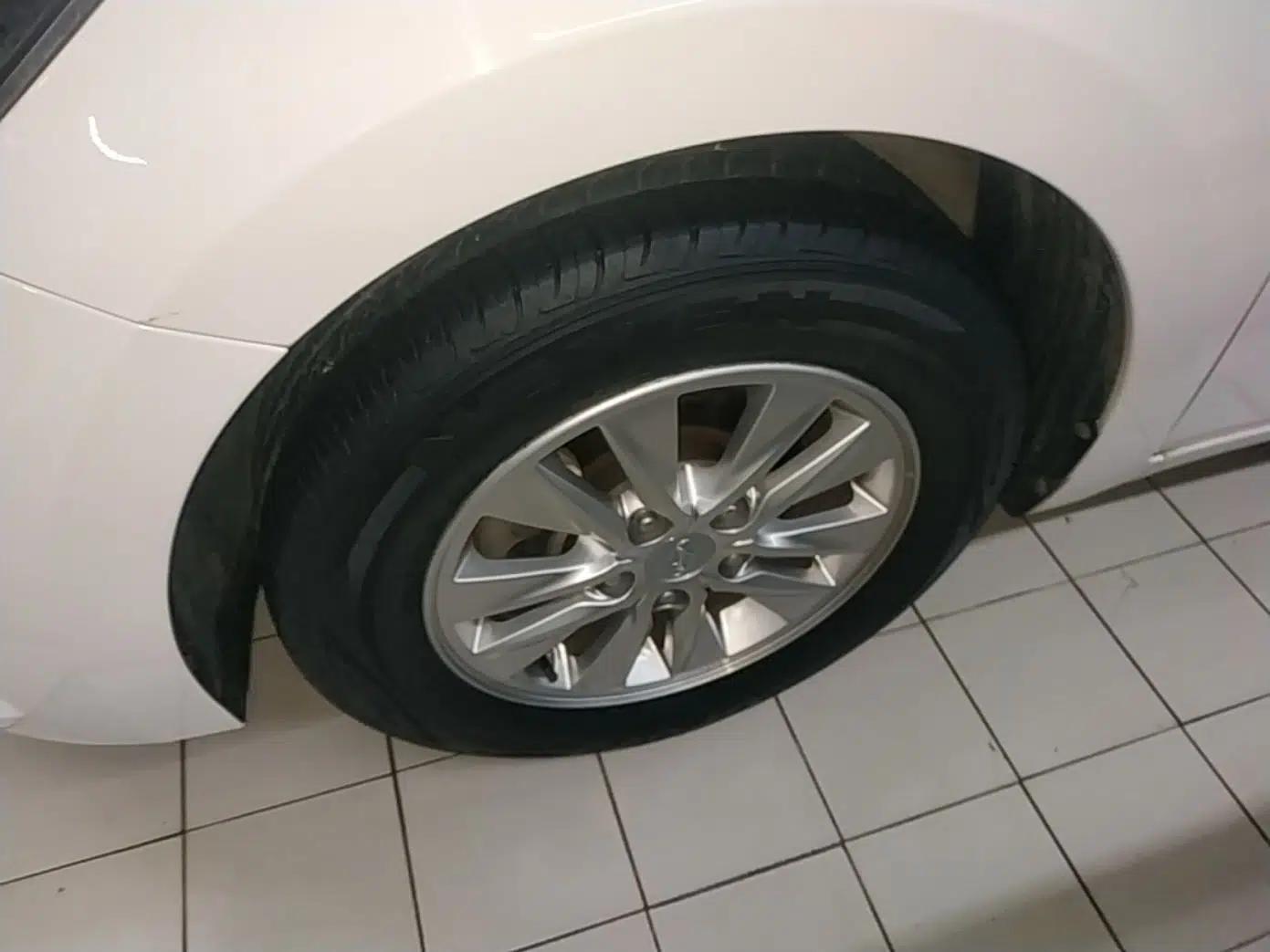 Hyundai Celesta 2020 1.6L Automatic GL Enjoyable Edition — миниатюра 10