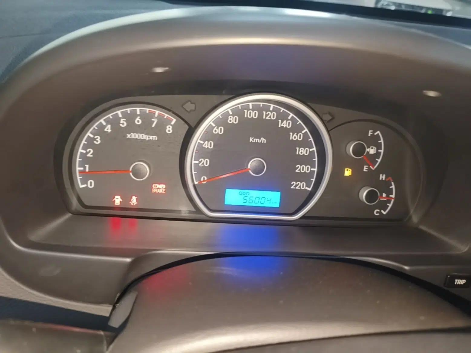 Hyundai Celesta 2011 1.6L Manual Comfort Edition — миниатюра 14