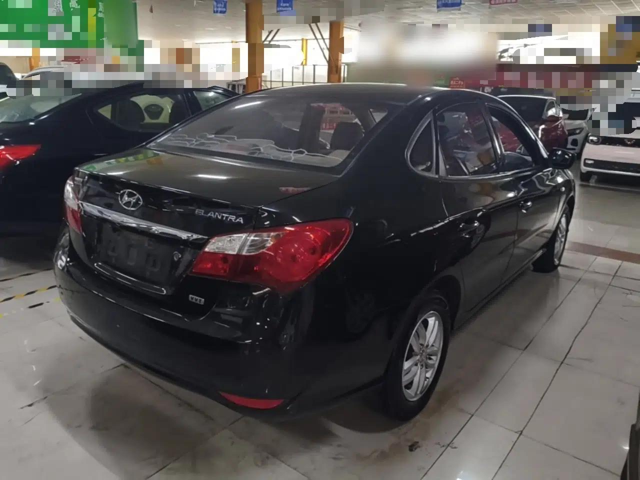 Hyundai Celesta 2011 1.6L Manual Comfort Edition — миниатюра 6