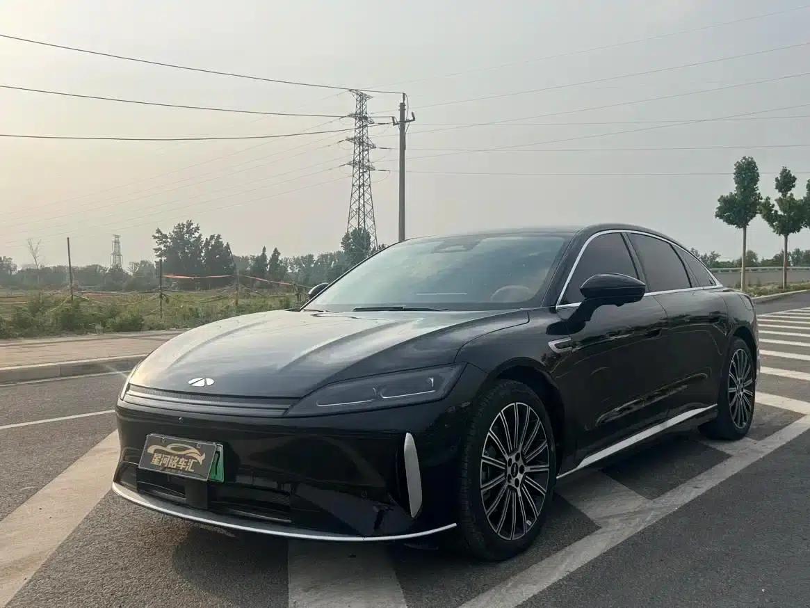 Fengyun A9L 2025 Model 260 Boya Luxury Edition — миниатюра 1