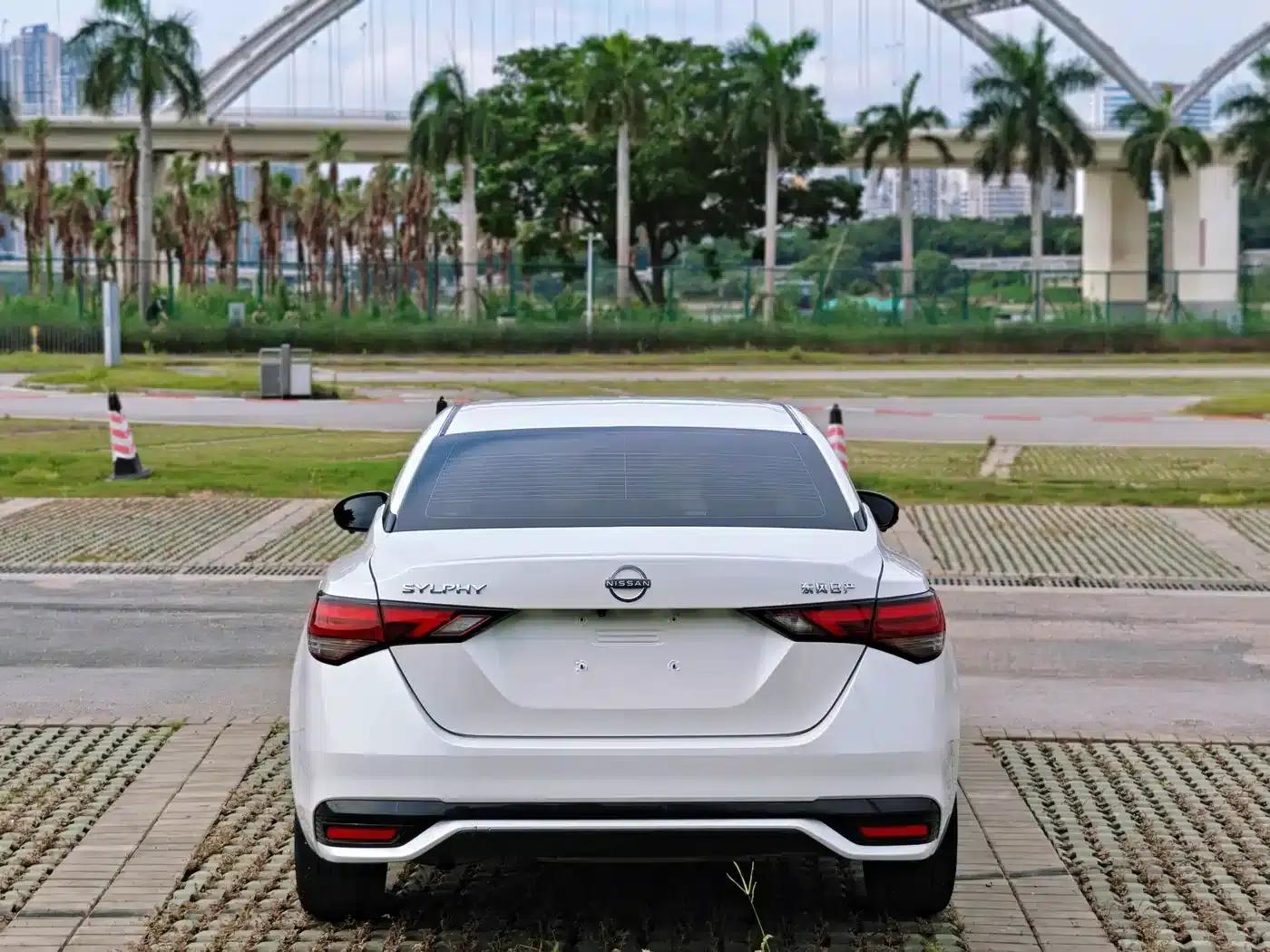 Nissan Sylphy 2023 1.6L CVT Smart Driving Edition — миниатюра 5