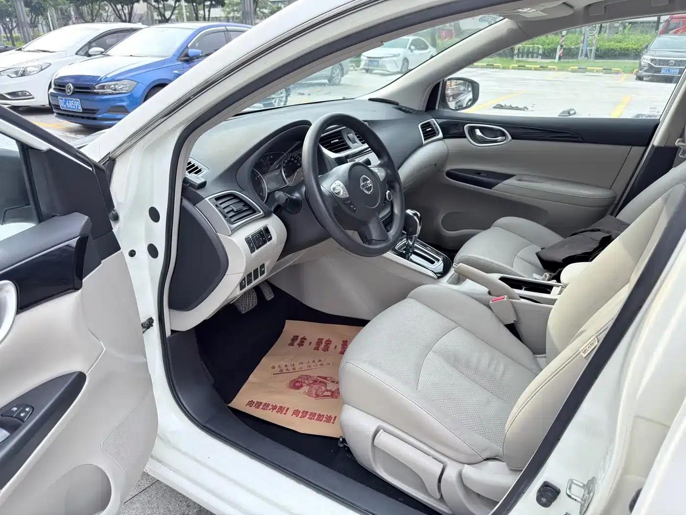 Nissan Sylphy 2016 1.6XL CVT Luxury Edition — миниатюра 4
