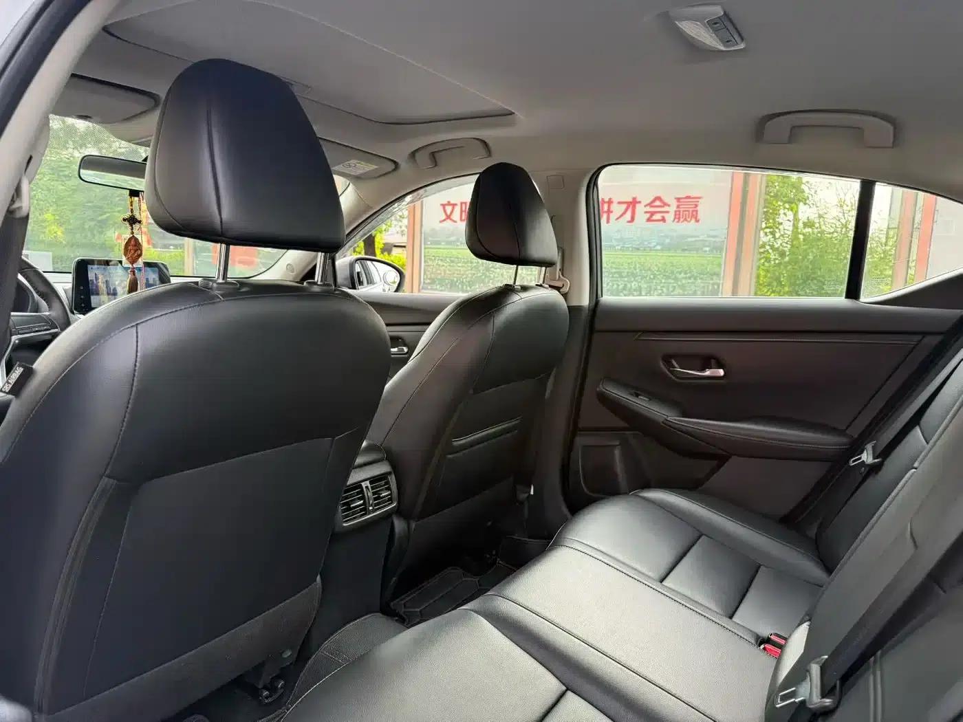 Nissan Sylphy 2021 1.6L XL CVT Enjoy Edition — миниатюра 8