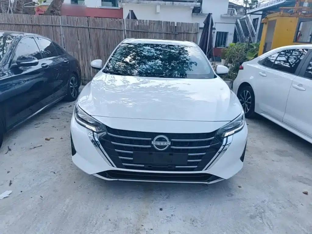 Nissan Sylphy 2023 1.6L CVT Enjoy Edition — миниатюра 3