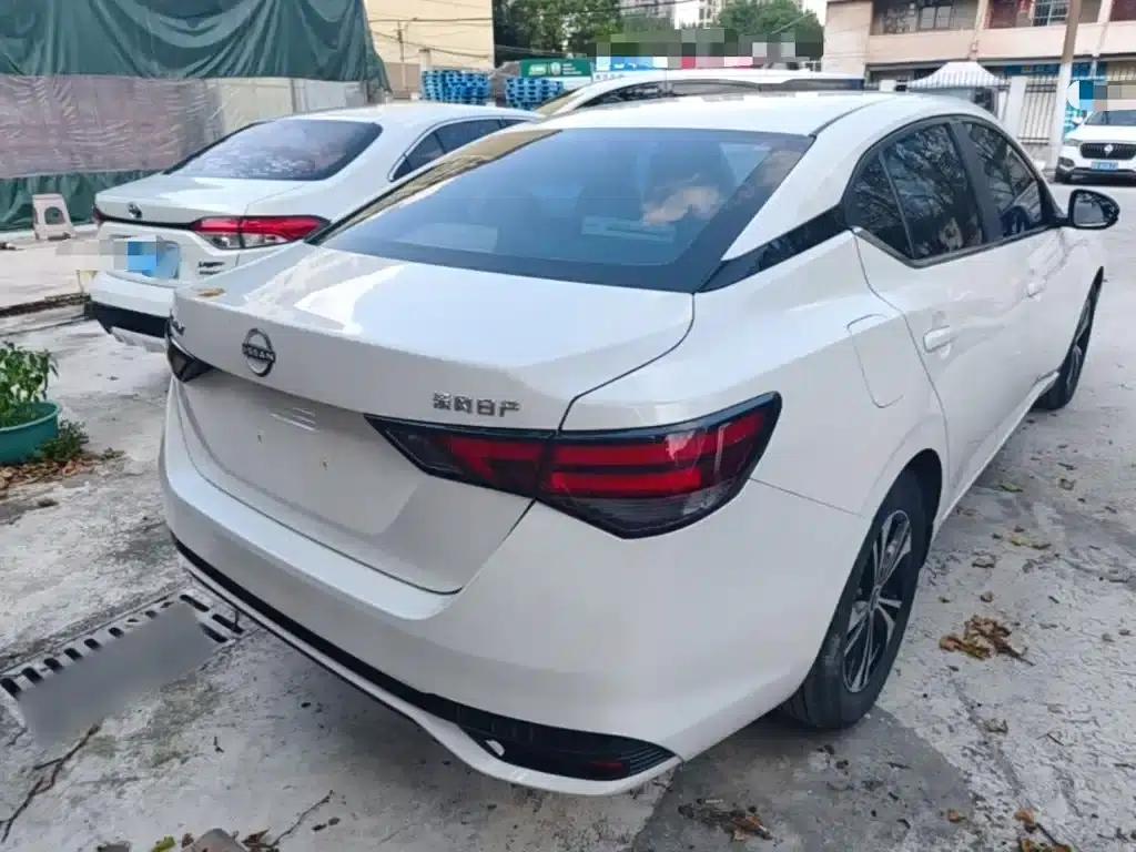Nissan Sylphy 2023 1.6L CVT Enjoy Edition — миниатюра 6