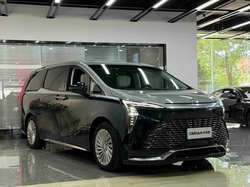 Century 2023 2.0T Four-Seat Private Edition — миниатюра 2