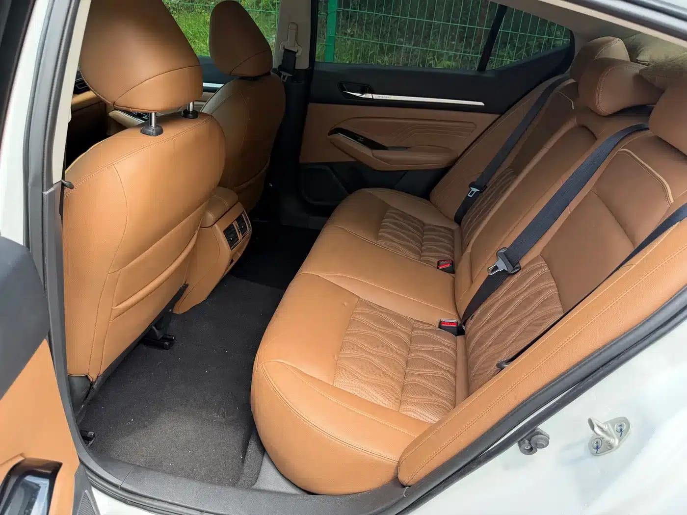 Nissan Teana 2022 2.0L XL-Upr Premium Edition — миниатюра 4