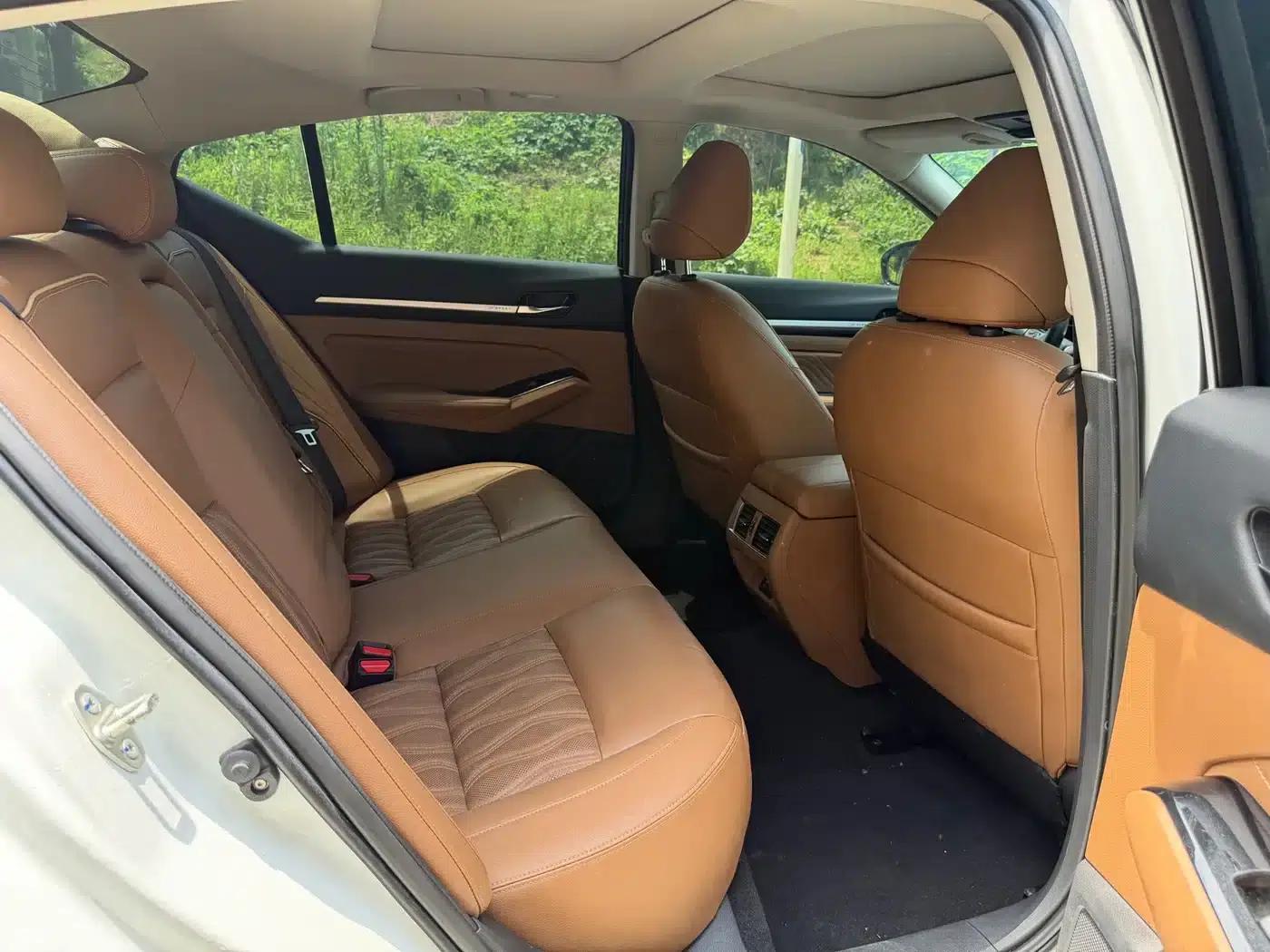 Nissan Teana 2022 2.0L XL-Upr Premium Edition — миниатюра 6