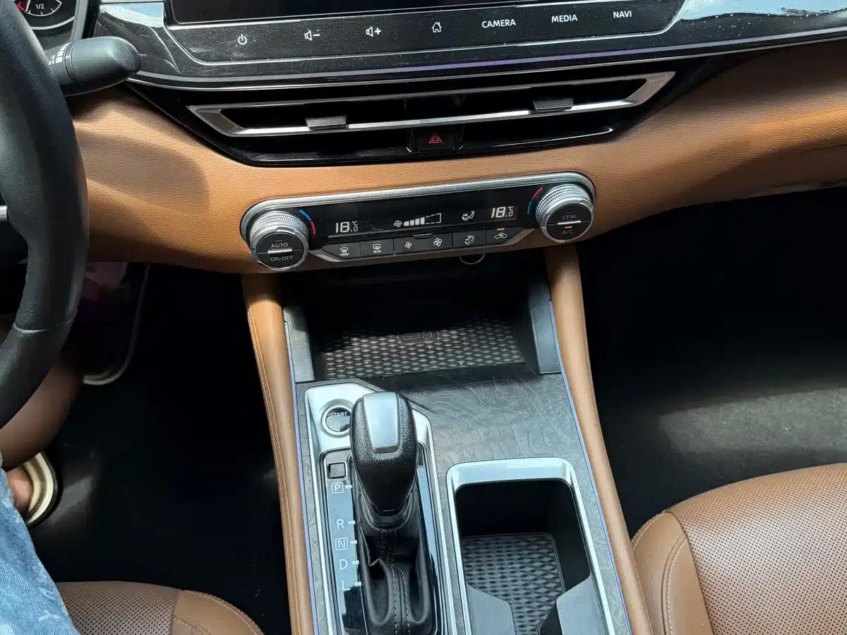 Nissan Teana 2022 2.0L XL-Upr Premium Edition — миниатюра 8