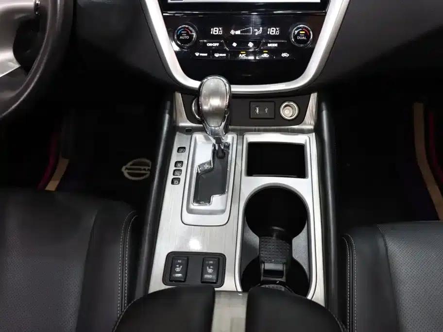 Nissan Murano 2021 2.5L XL 2WD Intelligent Luxury Edition — миниатюра 15