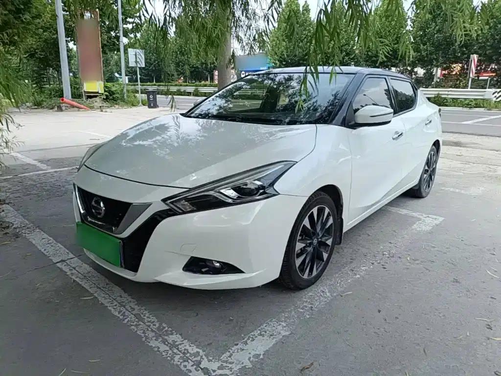Nissan Bluebird 2016 1.6L CVT Smart Edition — миниатюра 2