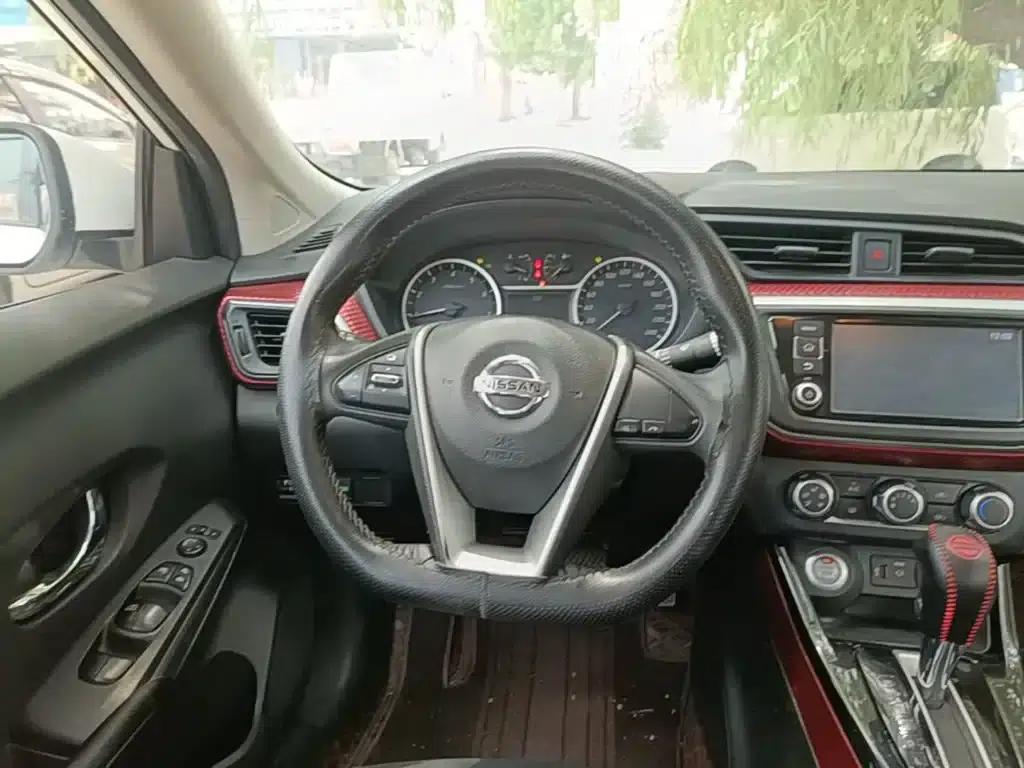 Nissan Bluebird 2016 1.6L CVT Smart Edition — миниатюра 11
