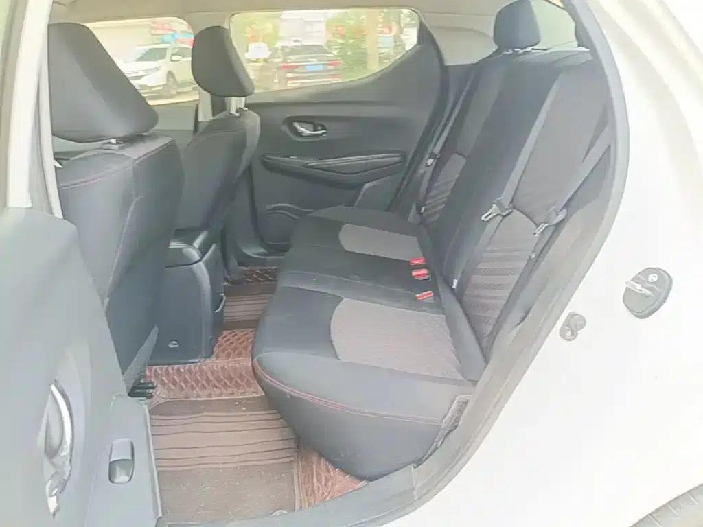 Nissan Bluebird 2016 1.6L CVT Smart Edition — миниатюра 17