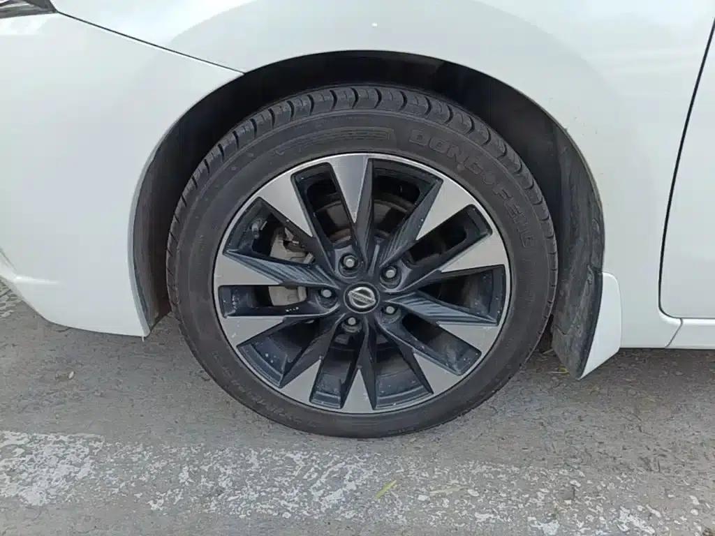 Nissan Bluebird 2016 1.6L CVT Smart Edition — миниатюра 23