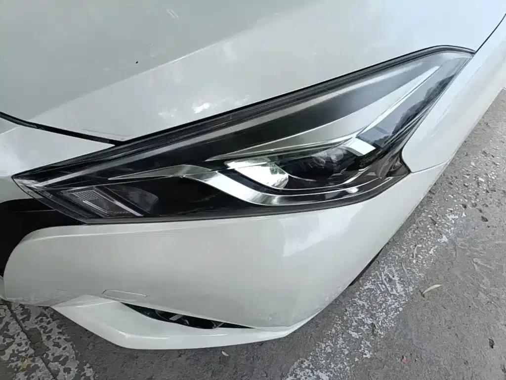 Nissan Bluebird 2016 1.6L CVT Smart Edition — миниатюра 24