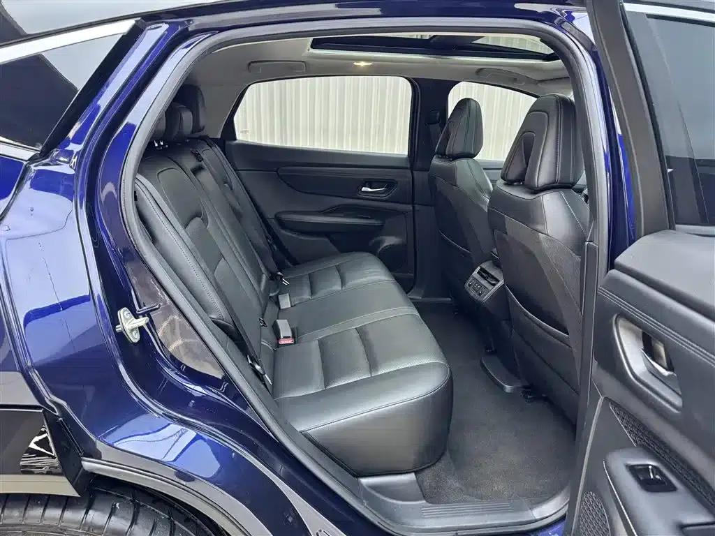 ARIYA 2022 Two-Wheel Drive Long Range Top-of-the-Line Edition — миниатюра 12