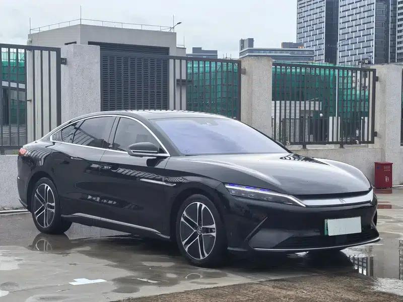 Han EV 2020 Extended Range Premium Edition — миниатюра 3