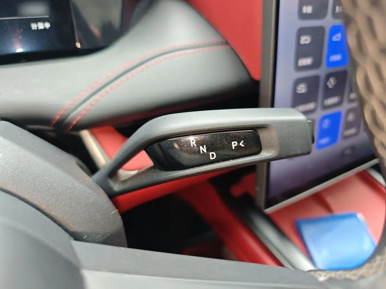 Xiaomi Auto SU7 2024 Four-Wheel Drive Ultra-Long Range Advanced Intelligent Driving Max Edition — миниатюра 13