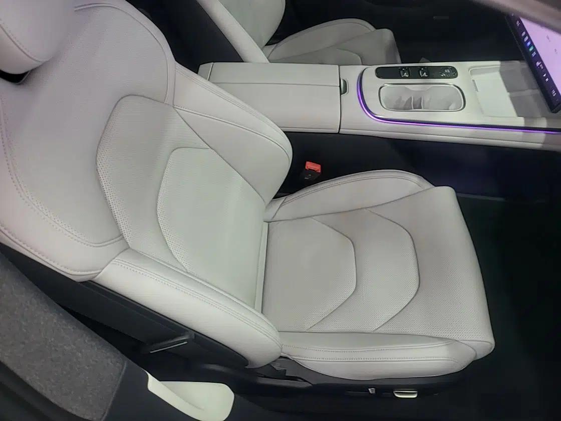 Xiaomi Auto SU7 2024 Rear-Drive Long-Range Intelligent Driving Version — миниатюра 19