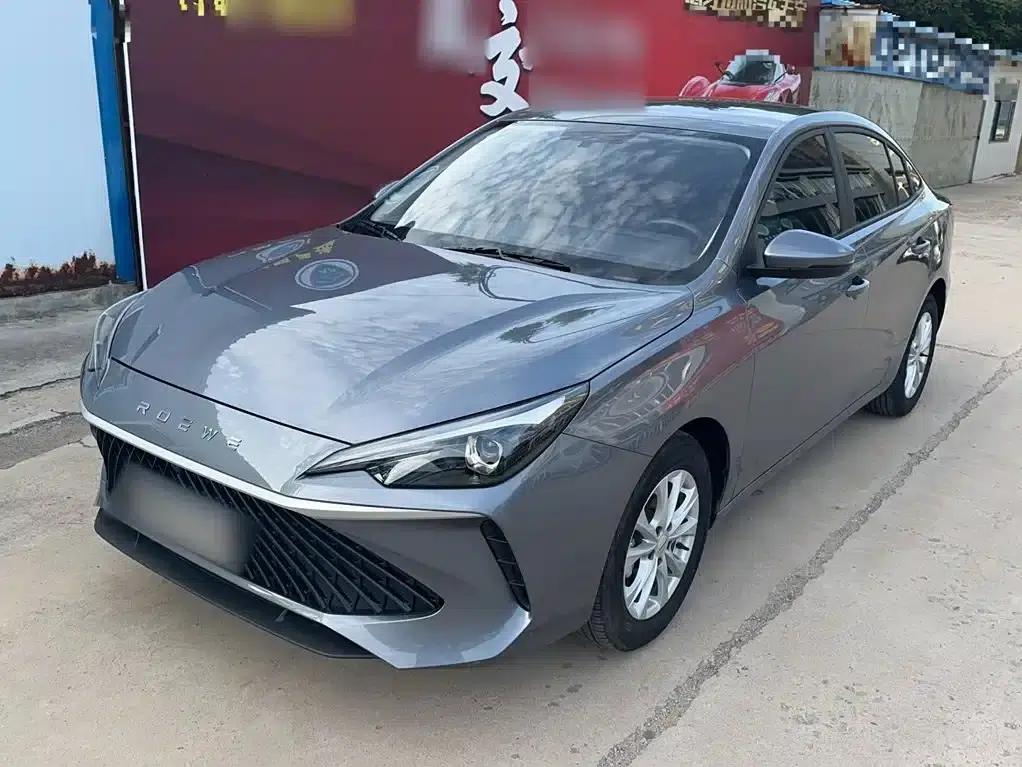 Roewe i5 2026 1.5L Manual Comfort Edition — миниатюра 1