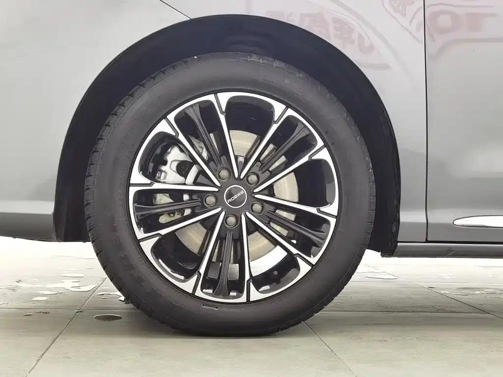 Roewe iMAX8 2022 400TGI Joyful Edition — миниатюра 17