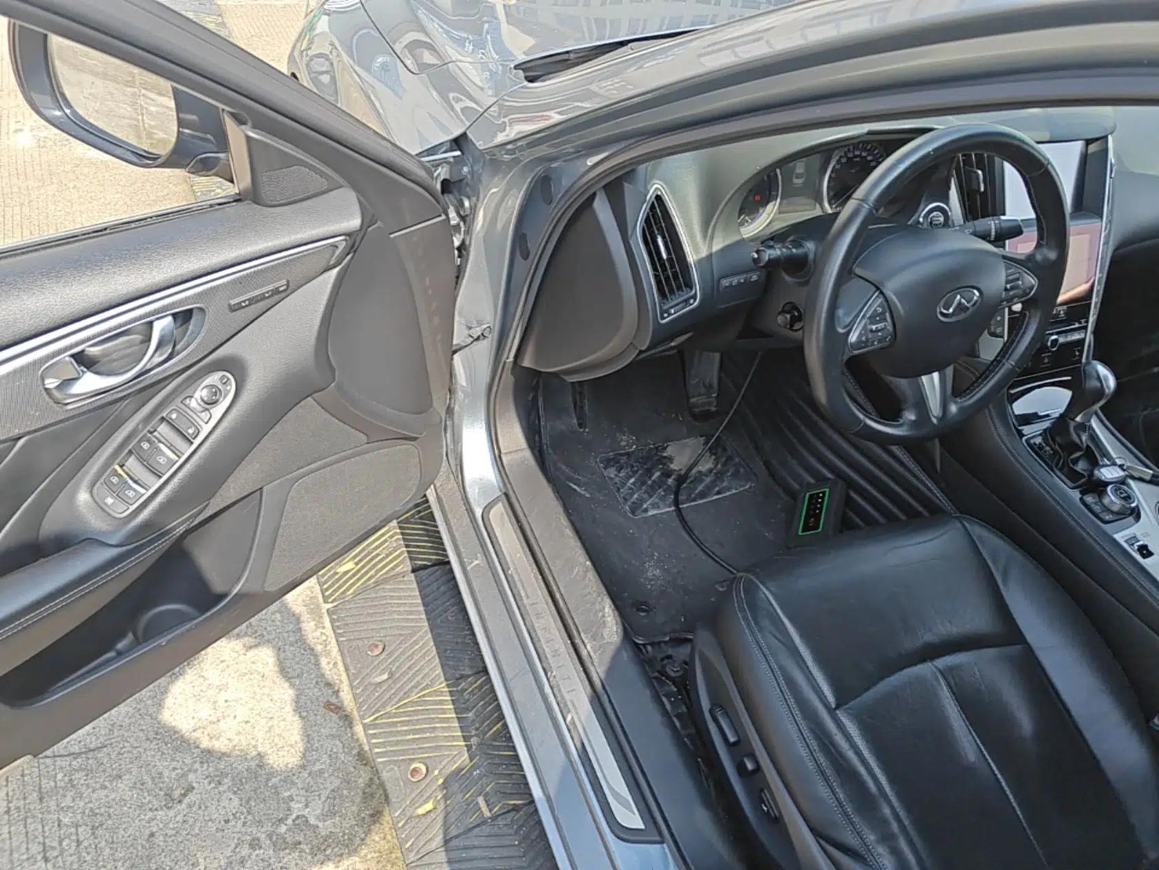 Infiniti Q50 2014 2.0T Luxury Edition — миниатюра 18