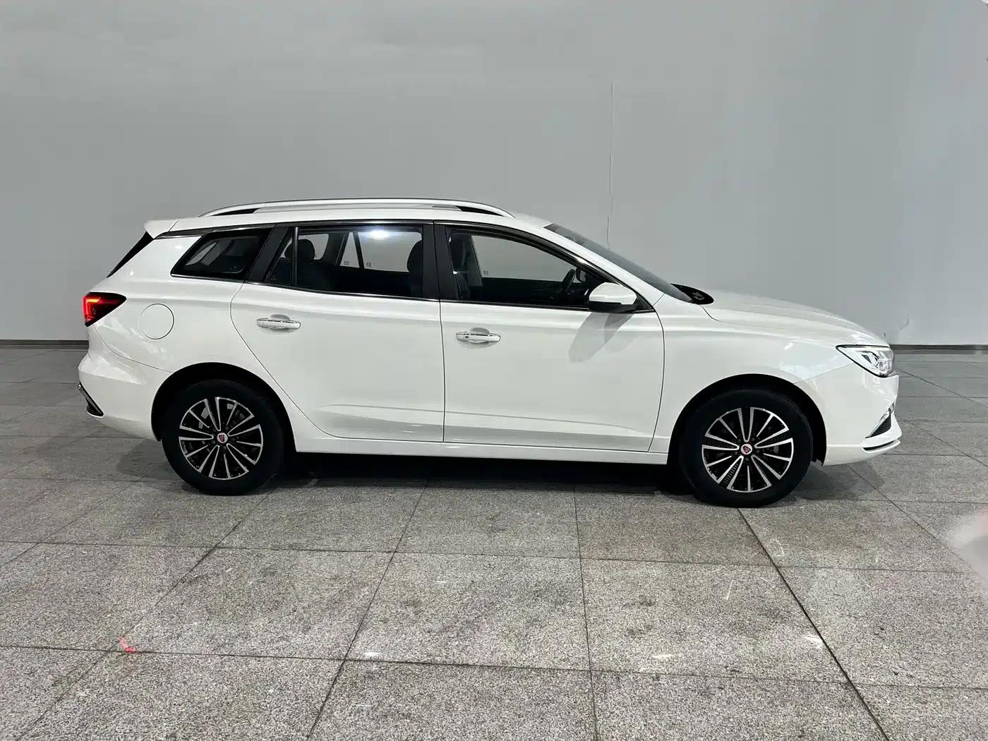 Roewe Ei5 2019 Intelligent Flagship Edition — миниатюра 28