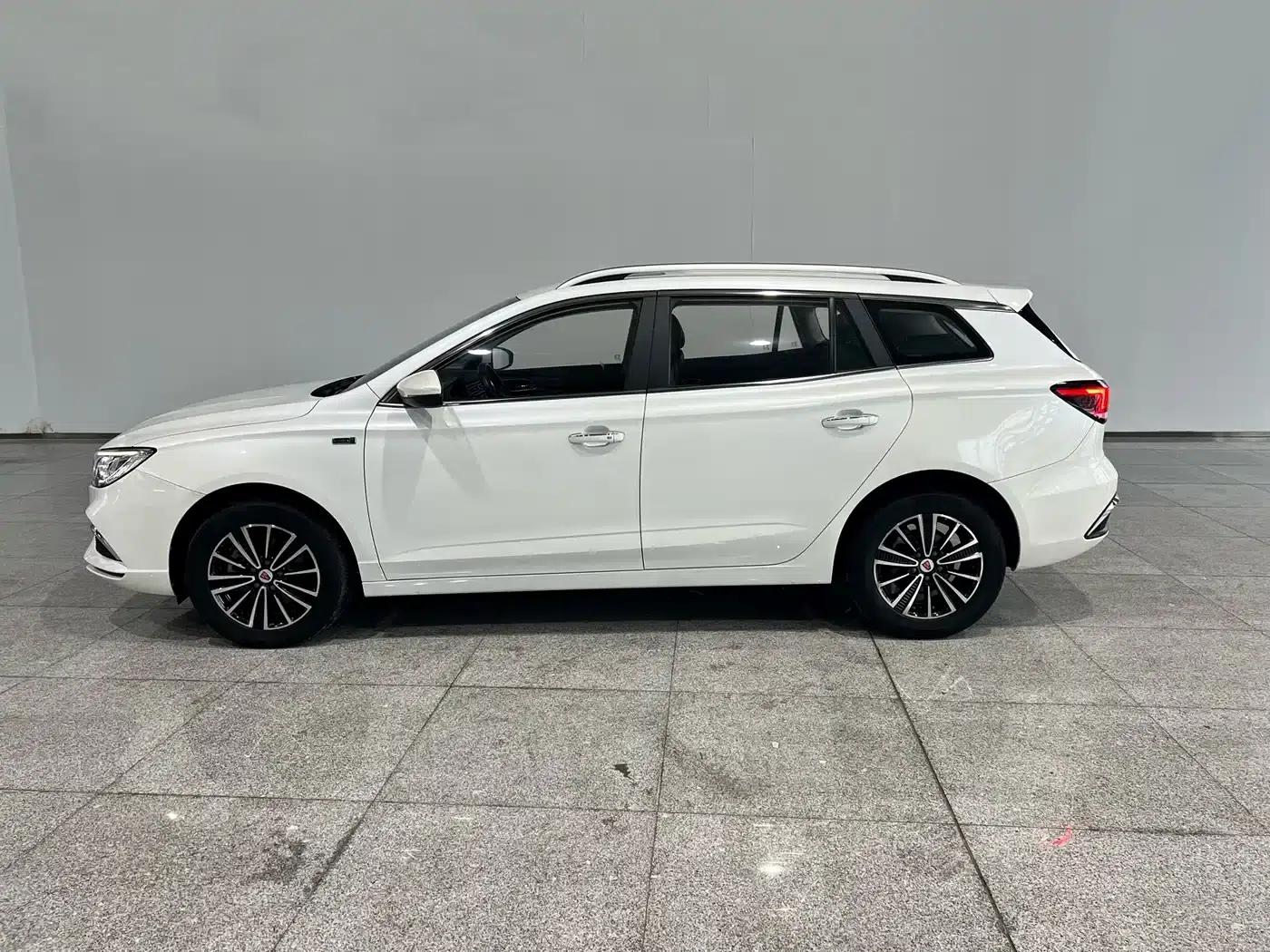 Roewe Ei5 2019 Intelligent Flagship Edition — миниатюра 29