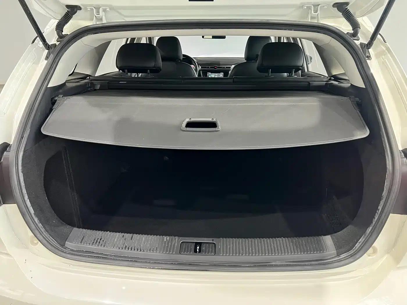 Roewe Ei5 2019 Intelligent Flagship Edition — миниатюра 8