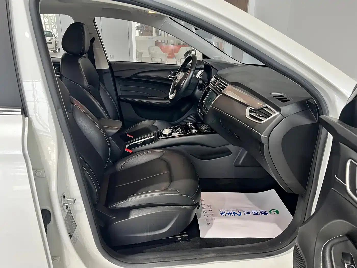 Roewe Ei5 2019 Intelligent Flagship Edition — миниатюра 10