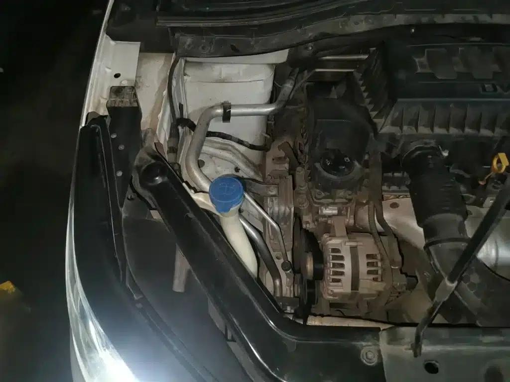 Roewe RX3 2018 1.6L CVT Flagship Edition — миниатюра 23