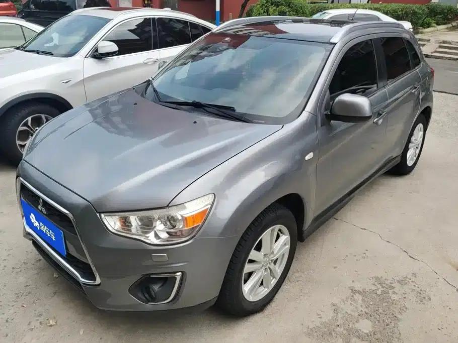 2013 ASX 2.0L CVT 4WD Premium Edition — миниатюра 1