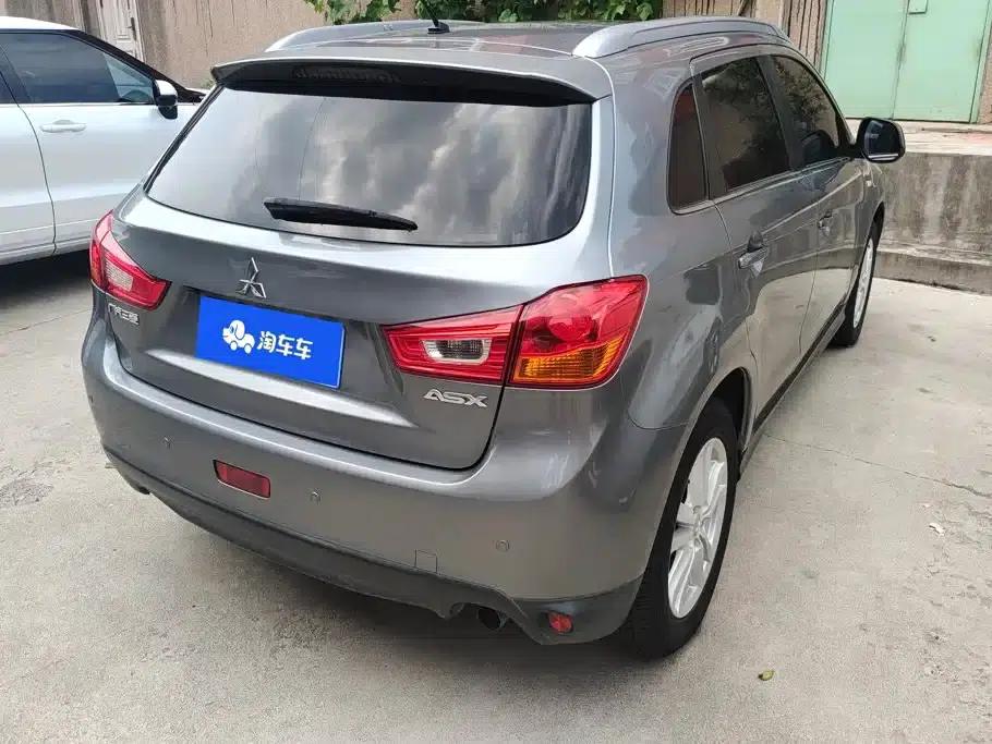 2013 ASX 2.0L CVT 4WD Premium Edition — миниатюра 3