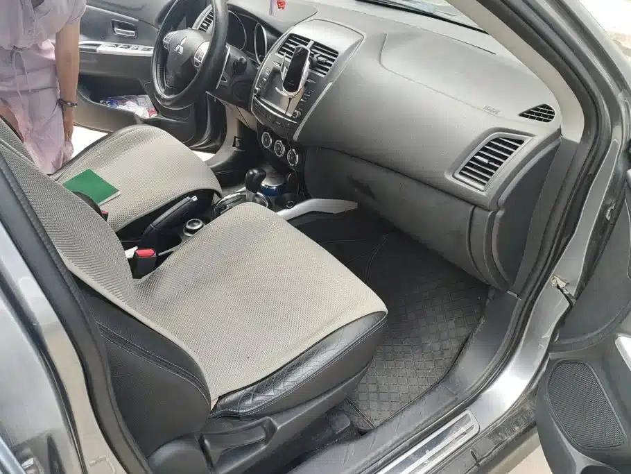 2013 ASX 2.0L CVT 4WD Premium Edition — миниатюра 8