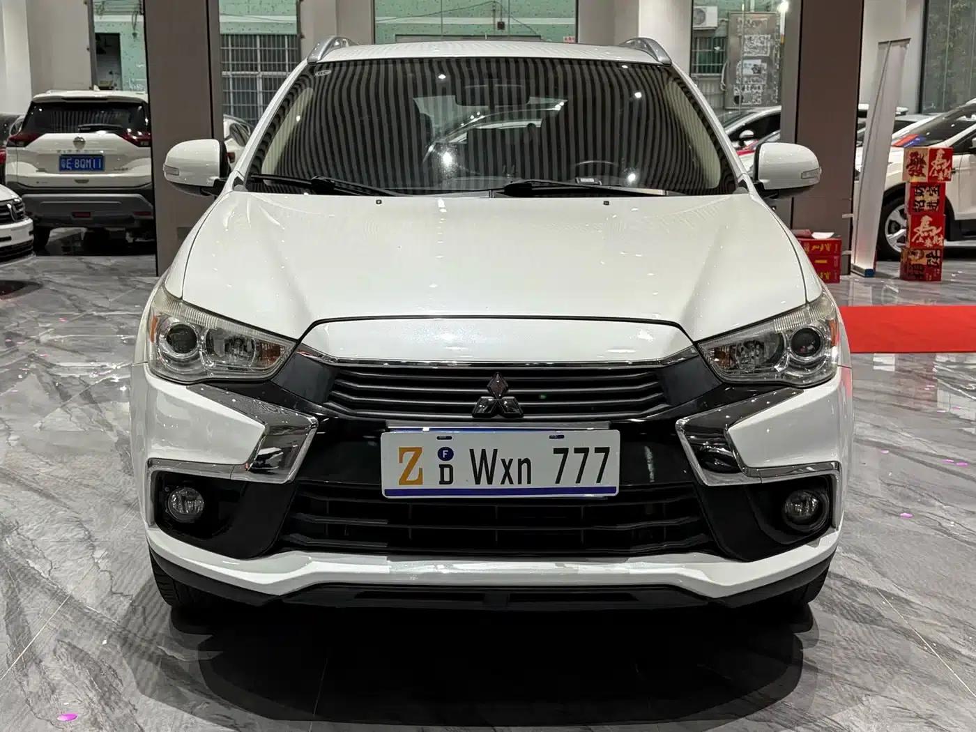 2018 ASX 2.0L CVT 2WD Premium Edition — миниатюра 2