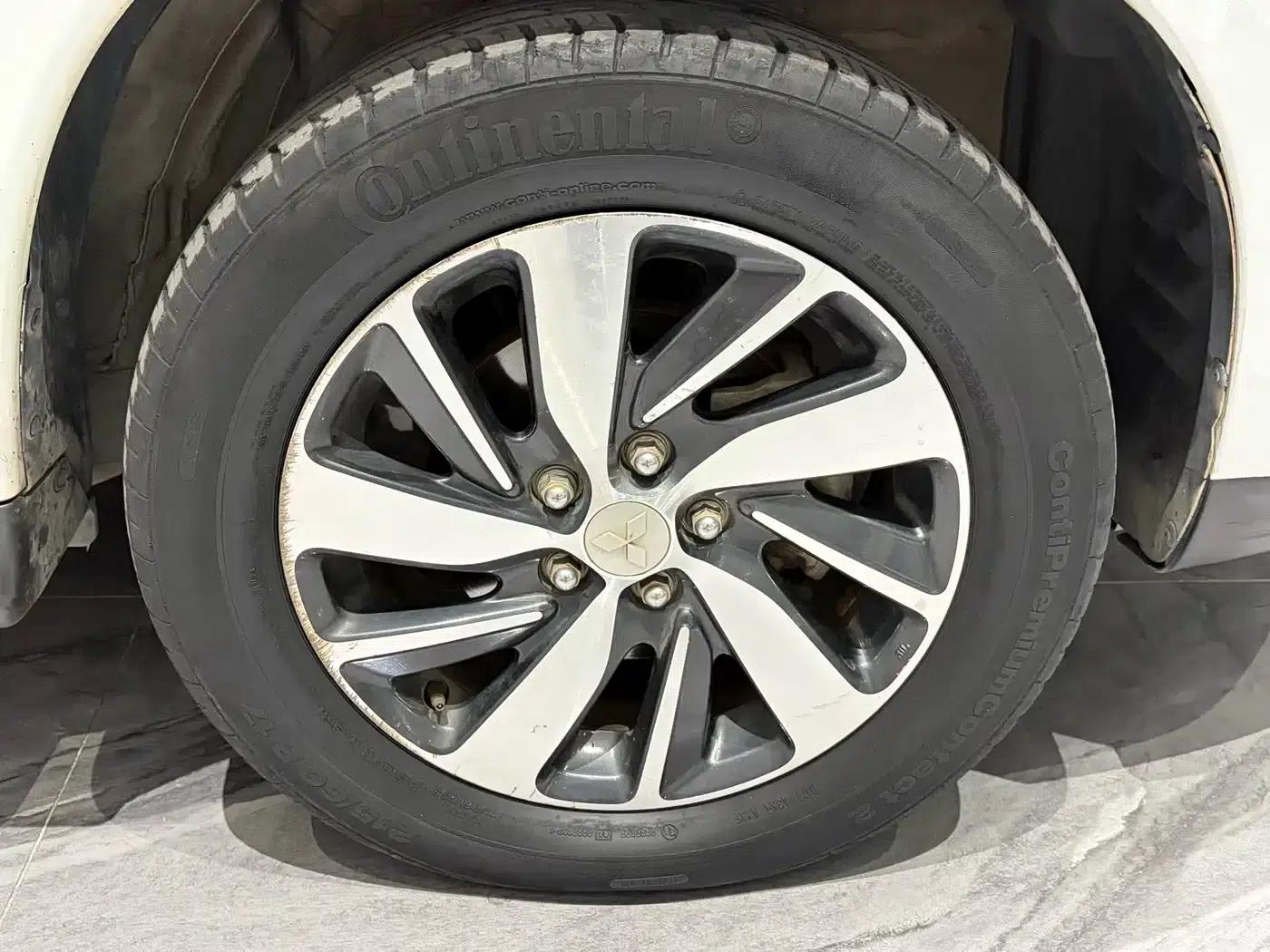 2018 ASX 2.0L CVT 2WD Premium Edition — миниатюра 19