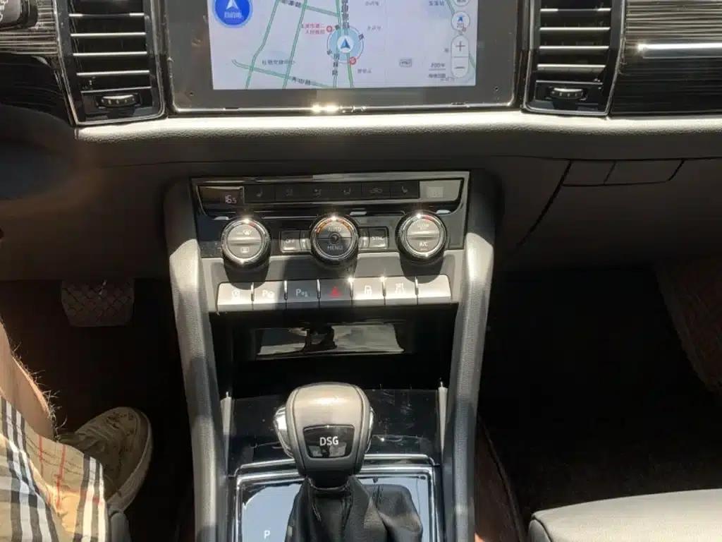 2019 Skoda Kodiaq TSI330 5-seater 2WD Luxury Edition (National V Emission Standard) — миниатюра 3