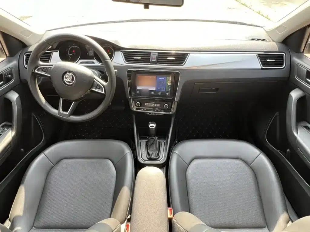 Rapid 2020 1.5L Automatic Comfort Edition — миниатюра 14