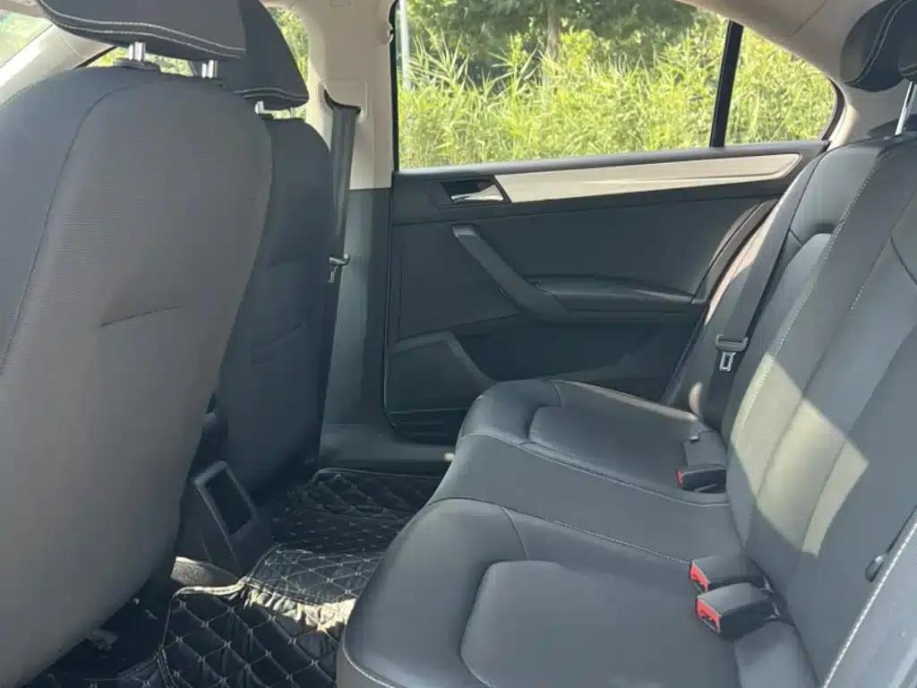 Rapid 2020 1.5L Automatic Comfort Edition — миниатюра 15