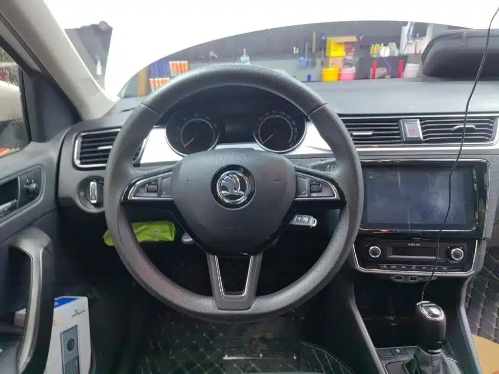 Rapid 2020 1.5L Automatic Comfort Edition — миниатюра 3