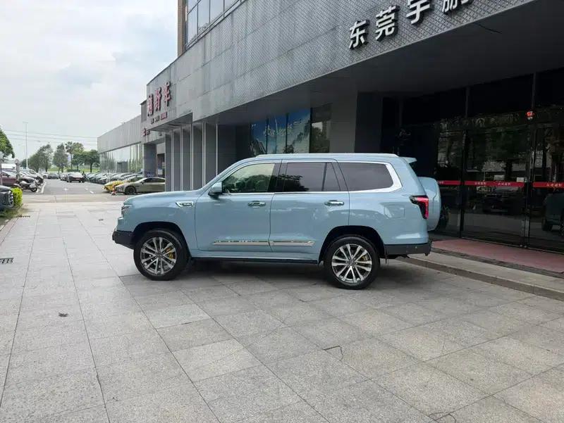 Beijing BJ60 2022 2.0T Automatic 11-seater — миниатюра 4