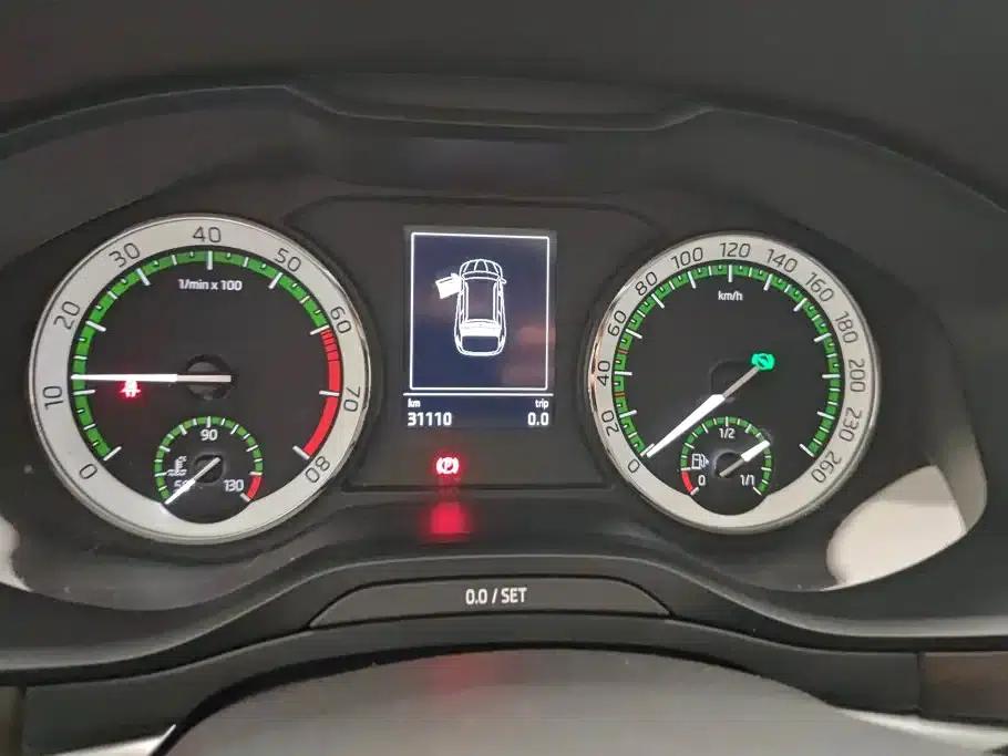 Karoq 2018 TSI280 Luxury Edition (National V Emission Standard) — миниатюра 14