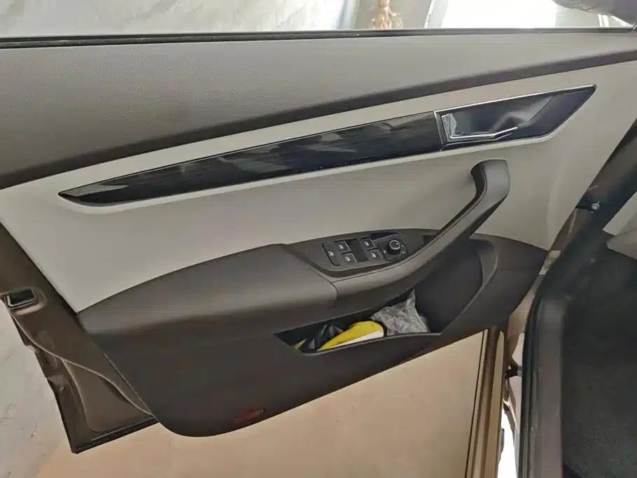 Karoq 2018 TSI280 Luxury Edition (National V Emission Standard) — миниатюра 7