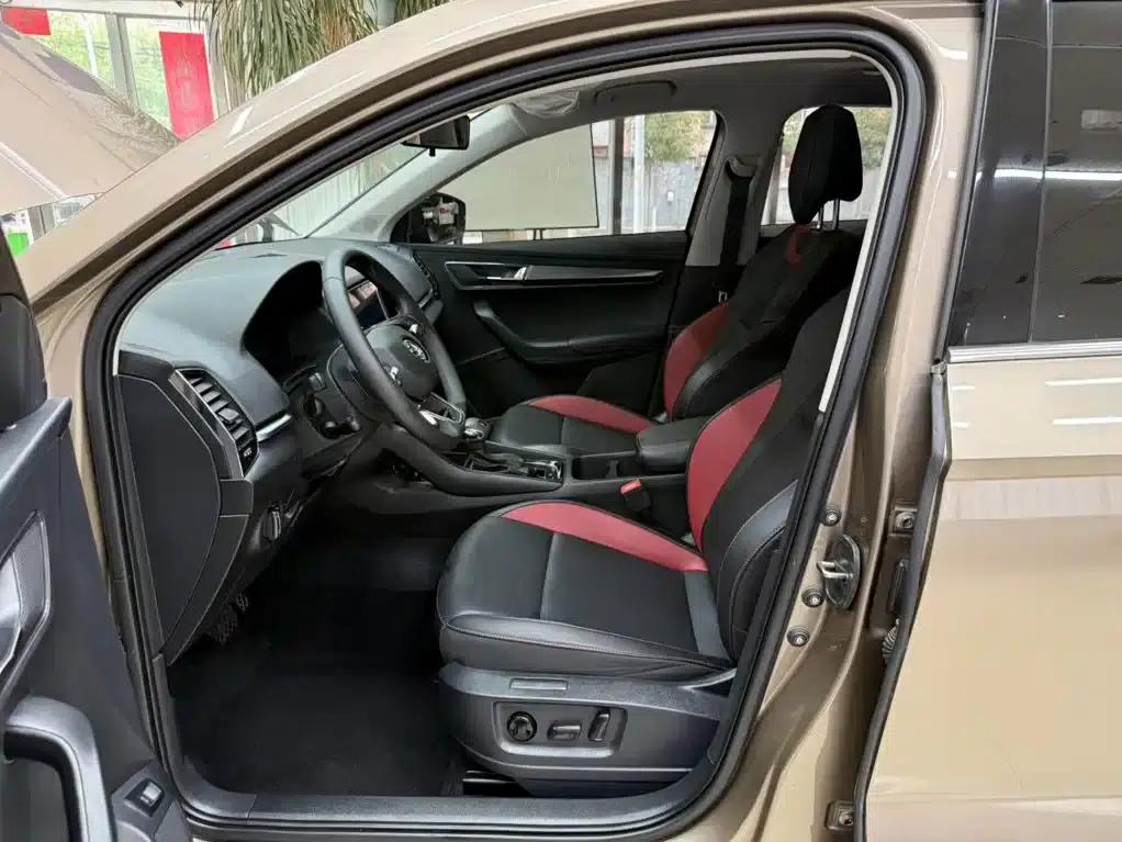 Karoq 2022 TSI280 Luxury Edition — миниатюра 16