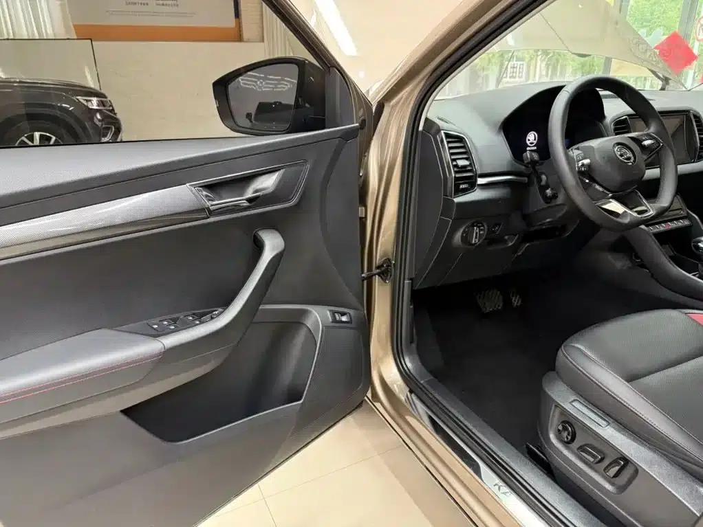 Karoq 2022 TSI280 Luxury Edition — миниатюра 8